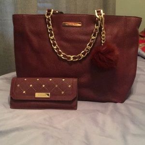 Michael Kors purse and wallet like new